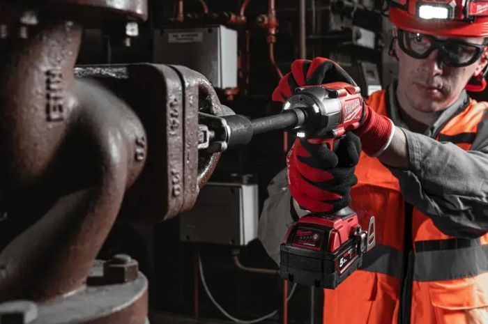 Гайковерт ударний акумуляторний Milwaukee M18 FMTIW2F12-0 18В 0-2575об/хв 881Нм 1/2" кейс 2.3кг без АКБ та ЗП