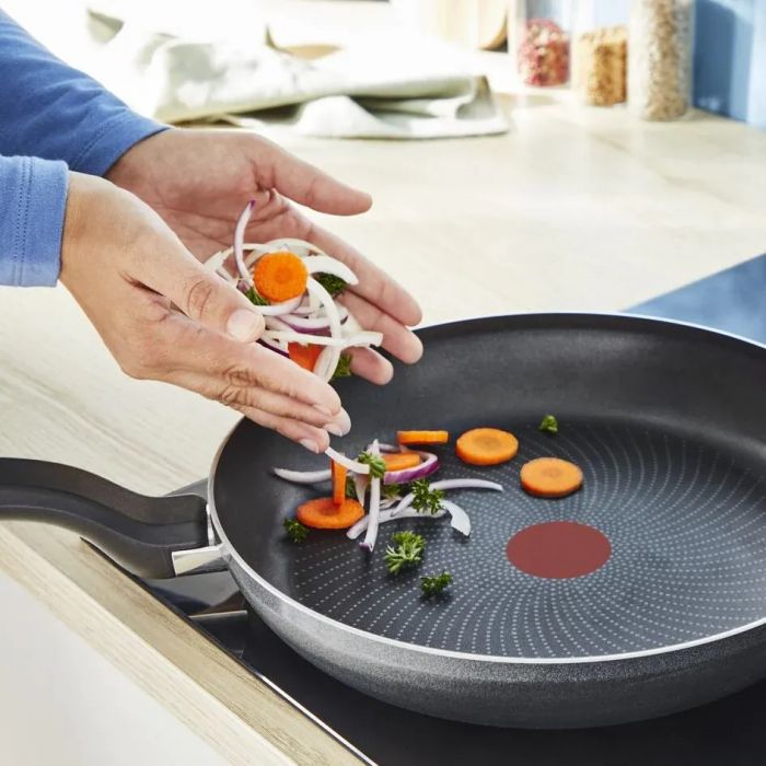 Сковорода з кришкою Tefal So' Light, 28см, алюміній, бакеліт, скло, чорний