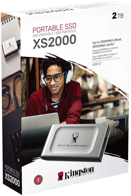 Портативний SSD Kingston 2TB USB 3.2 Gen 2x2 Type-C XS2000