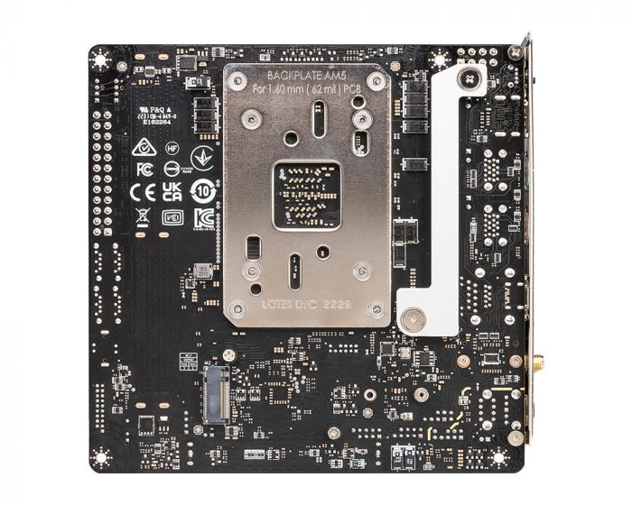 Материнcька плата MSI MPG B650I EDGE WIFI sAM5 B650 2xDDR5 M.2 HDMI WiFi BT mITX
