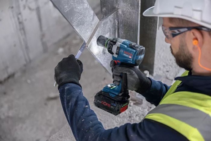 Гайковерт ударний Bosch GDS 18V-750C 18В 2x8А·год до 3000об·хв 270/380/750Нм квадрат 1/2" ЗП GAL1880CV кейс Bluetooth 1.7кг