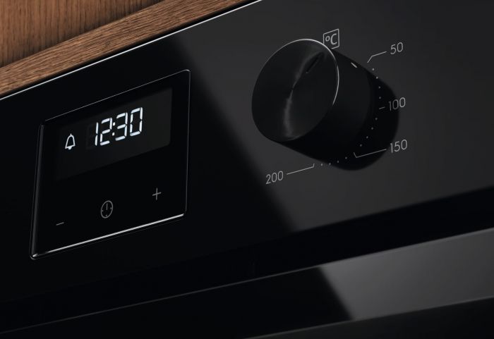 Духова шафа Electrolux електрична, 65л, A, дисплей, конвекція, телескопічні напрямні, чорний