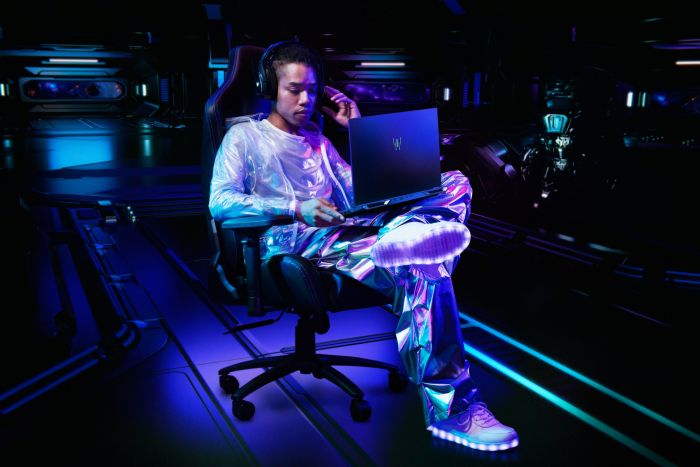 Ноутбук Acer Predator Helios Neo 18 PHN18-72 18" WQXGA IPS, Intel U9-275HX, 32GB, F1TB, NVD5070Ti-12, Lin, чорний