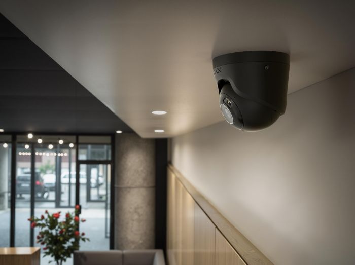 IP-Камера дротова Ajax TurretCam HL black, 8мп, 4мм, гібридне підсвічування IR 50м, білий Led 50м, Poe, True WDR, IP 65, ІЧ 50м, аудіо, 75° до 85°, купольна, чорна