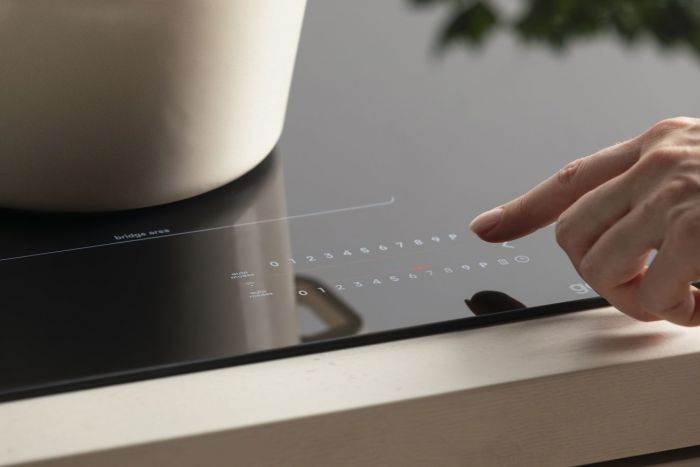 Варильна поверхня Gorenje індукційна, 60см, PowerBoost, TouchControl, Wi-Fi, збільшена площа приготування, чорний