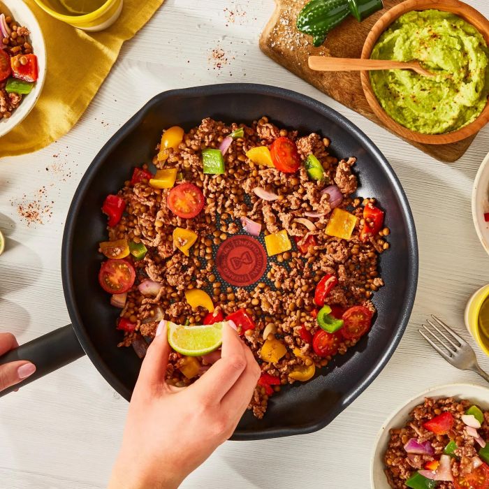 Сковорода з кришкою Tefal Day by Day, 20см, з кришкою, алюміній, бакеліт, скло, чорний