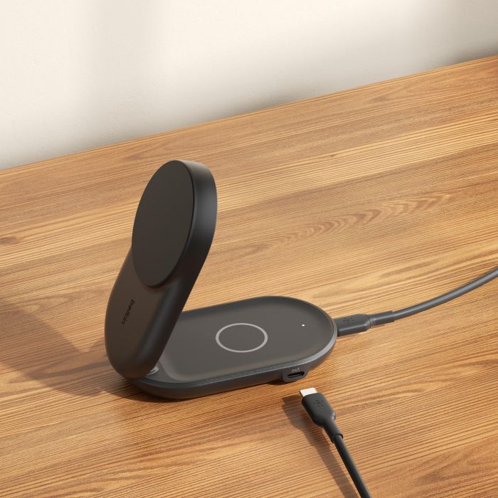 Зарядний пристрій бездротовий Belkin UltraCharge 2в1 Foldable Magnetic Charging 25Вт, чорний