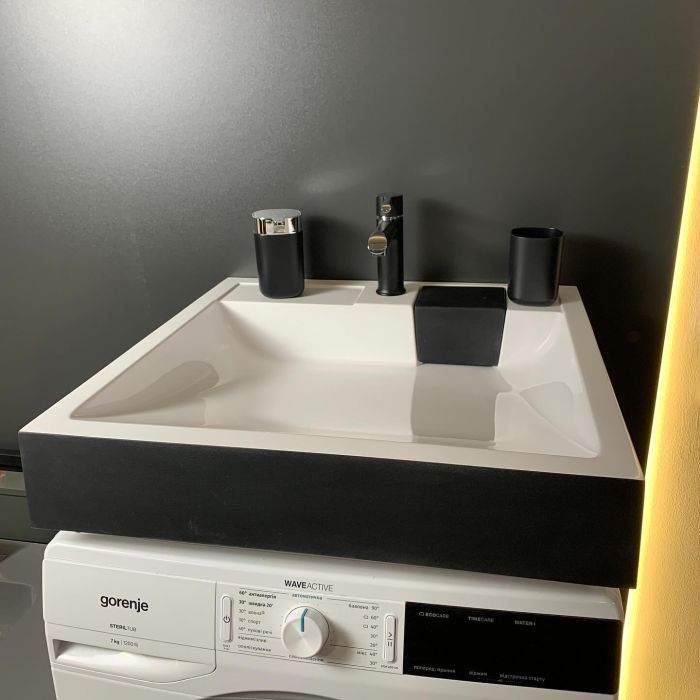 Раковина, умивальник Adamant WASHER NEW, штучний камінь, прямокут., з отвором для змішувача, без переливу, 595х595х115мм, накладний, чорно-білий