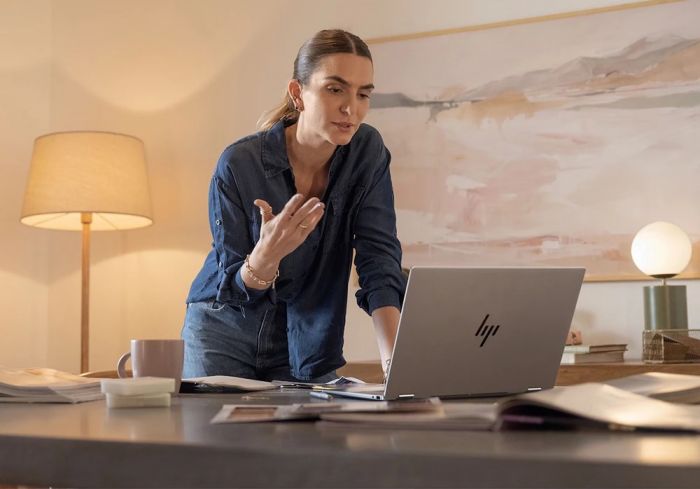 Ноутбук HP OmniBook X Flip x360 16-as0000ua 16" 3K OLED Touch, Intel U7-258V, 32GB, F1024GB, UMA, Win11, сріблястий