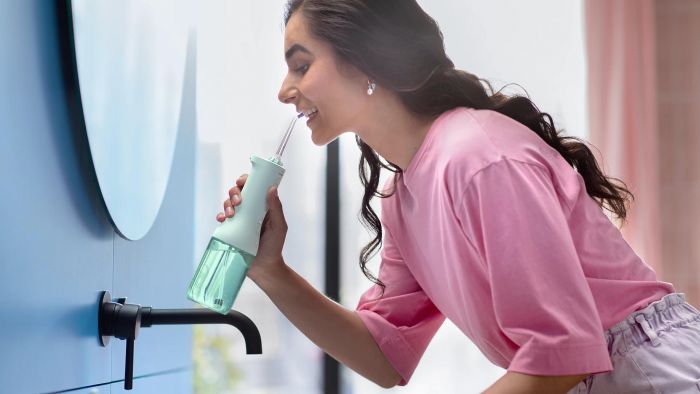 Іригатор Philips портативний Sonicare Cordless Power Flosser 3000, чохол, 2 насадки, м'ятний