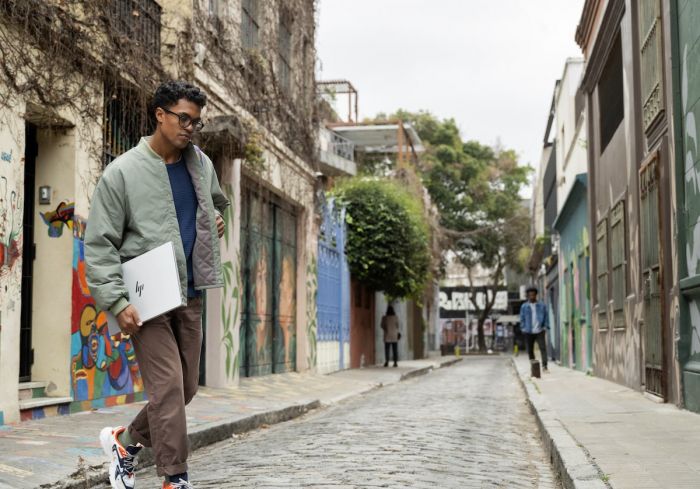 Ноутбук HP OmniBook 7 17-dc0003ua 17.3" FHD IPS Touch, Intel U5-226V, 16GB, F512GB, UMA, Win11, сріблястий