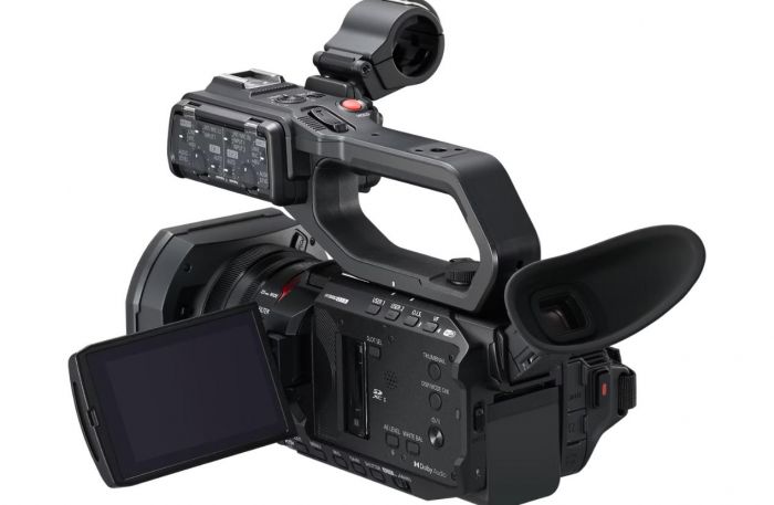 Цифр. відеокамера 4K Flash Panasonic AG-CX18