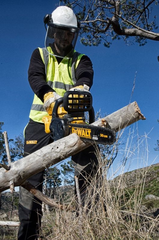 Пила ланцюгова акумуляторна DeWalt 18В шина 30см 3/8" без АКБ та ЗП