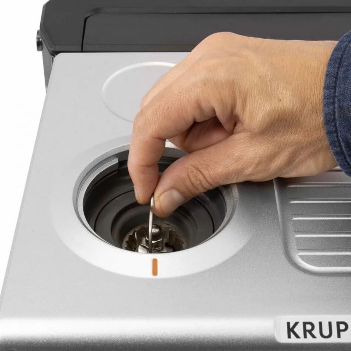 Кавоварка Krups ріжкова Precision+, 3.5л, вдубована кавомолка, ручний капучинатор, 15 бар, чорний-сірий