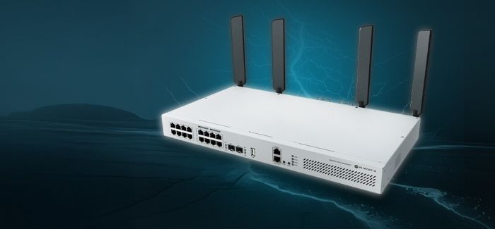 Комутатор MikroTik Cloud Router Switch CRS418-8P-8G-2S+5axQ2axQ-RM