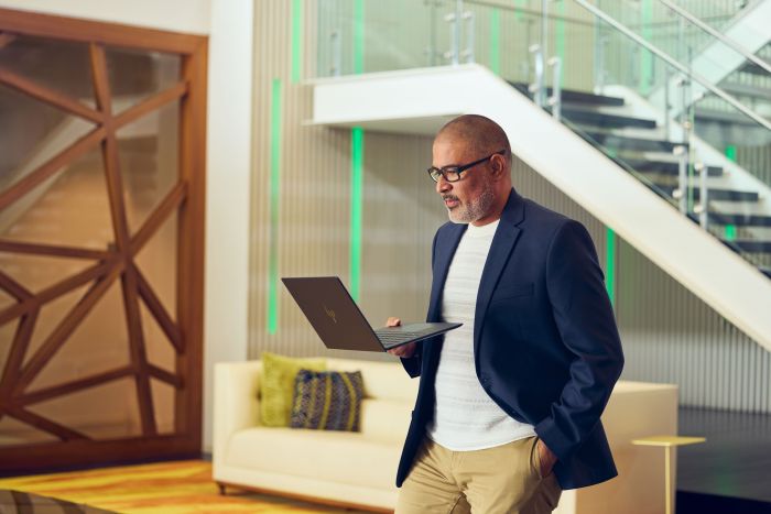 Ноутбук HP EliteBook Ultra G1i 14" 2.8k Touch, Intel U5-228V, 32GB, F1TB, UMA, Win11P, синій