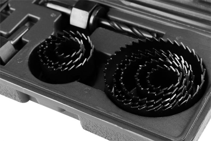 Коронки по дереву GRAPHITE 19, 22,29,32,38,44,51,64мм, 2 адаптери, кейс 12шт