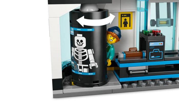 Конструктор LEGO City Аеропорт із літаком