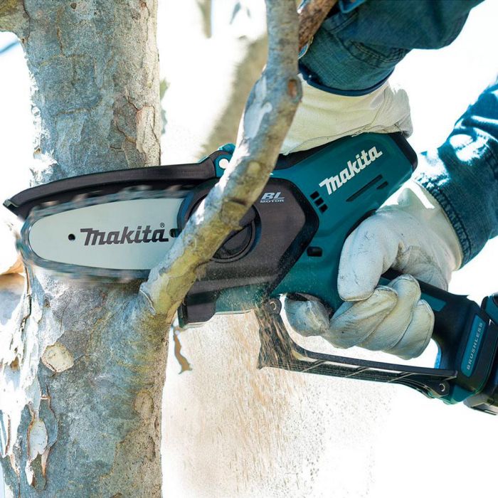 Пила ланцюгова акумуляторна Makita CXT UC100DZ 10.8В 10см 1.5кг без АКБ та ЗП