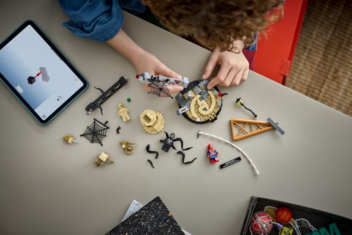 Конструктор LEGO Super Heroes Легендарна битва: Людина-павук vs. Піщана людина