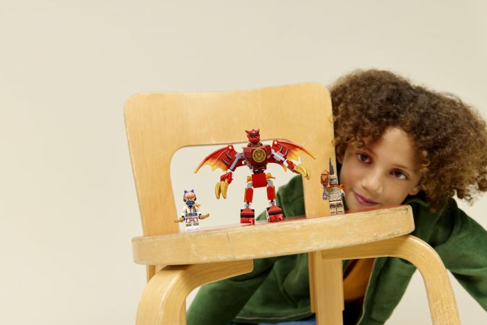 Конструктор LEGO Ninjago Бойовий набір робота Дракона Кая