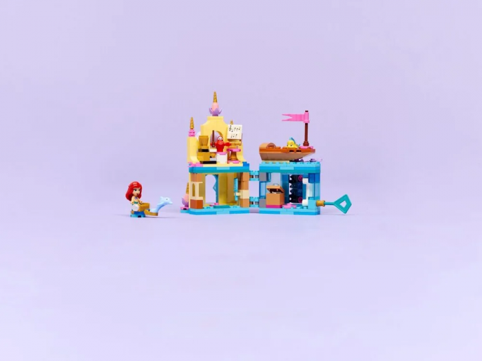 Конструктор LEGO Disney Princess Чарівний мініпалац Аріель
