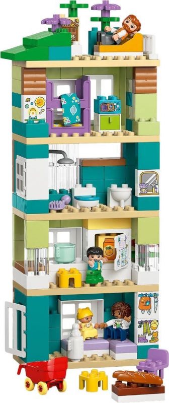 Конструктор LEGO DUPLO Town Сучасний родинний будинок із фігурками