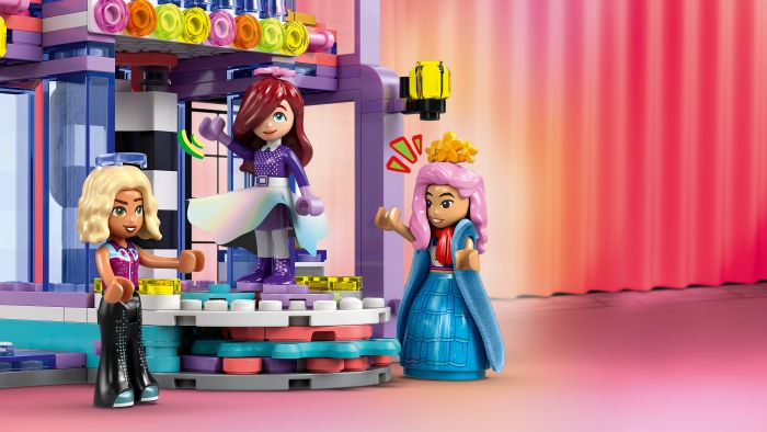 Конструктор LEGO Friends Модний показ у Хартлейк-Сіті