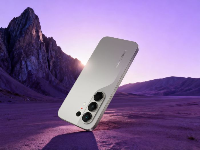 Смартфон TECNO Camon 50 (CN5) 6.78" 12/256ГБ, 2SIM, 6500мА•год, Nebula Titanium