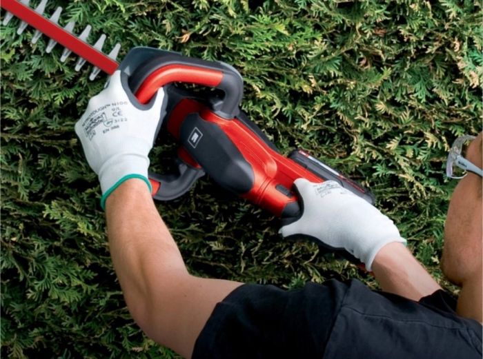 Кущоріз акумуляторний Einhell GC-CH 1846 Li Kit 18В акб 1х2.5А·год 46см крок різу 15мм ЗП 2кг