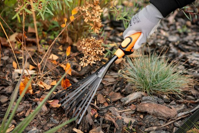 Граблі-віяло садові Neo Tools, ширина 12.5см, 33см, система NEO Click 0.15кг