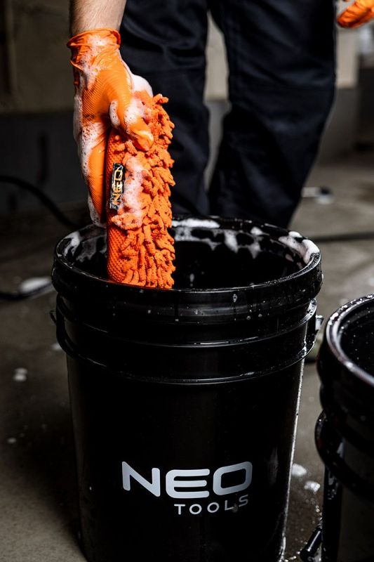 Губка для миття автомобіля Neo Tools з мікрофібри 26х12х6см 0.11кг