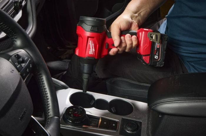 Повітродув акумуляторний MILWAUKEE, M18 BLHSB-0 18В 2880м/с 18000об/хв 1.2кг без АКБ та ЗП