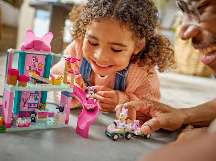 Конструктор LEGO Disney Classic Готель Мінні для домашніх улюбленців