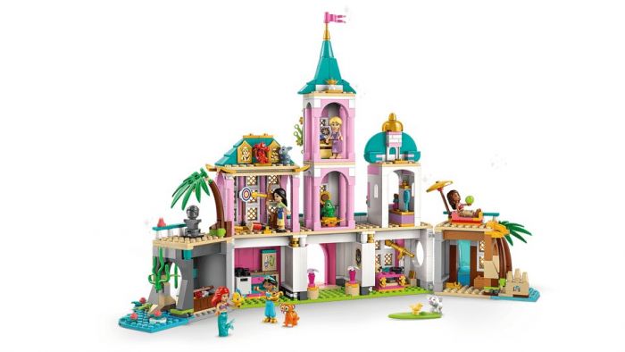 Конструктор LEGO Disney Princess Замок принцеси та королівські улюбленці