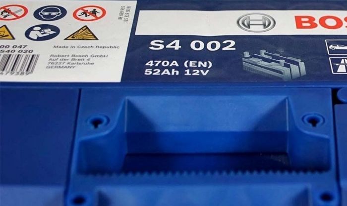 Акумулятор Bosch S4 12В 52А·год 470А R+ (0 092 S40 020)