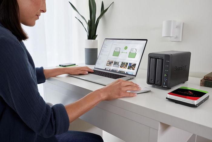 Жорсткий диск Seagate 16TB 3.5" 7200 256MB SATA IronWolf Pro