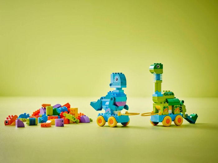 Конструктор LEGO DUPLO Town Динозаври на колесах 3в1