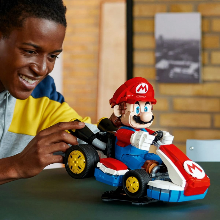 Конструктор LEGO Super Mario Mario Kart: Mario і Standard Kart