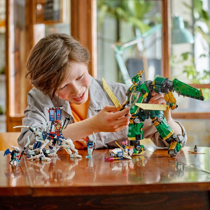 Конструктор LEGO Ninjago Реактивний робот Ллойда