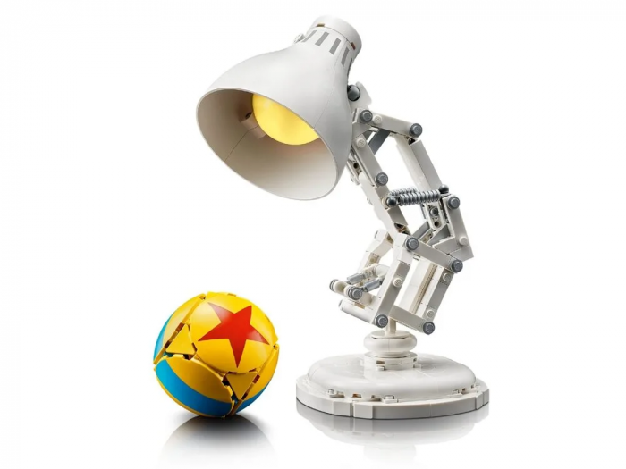 Конструктор LEGO Ideas Disney Pixar Luxo Jr.