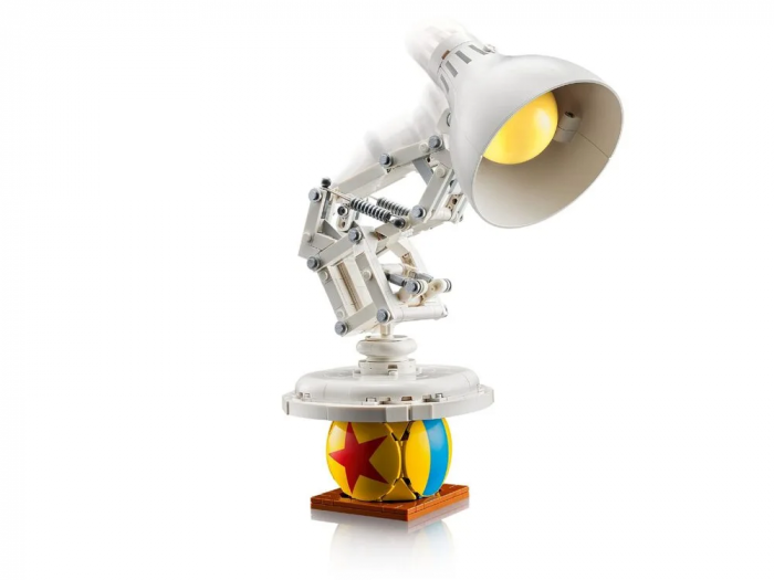Конструктор LEGO Ideas Disney Pixar Luxo Jr.