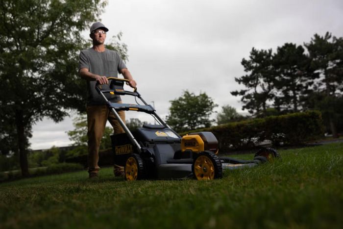 Газонокосарка акумуляторна DeWalt XR FLEXVOLT 54В 53см 67л 25-102мм 26кг без АКБ та ЗП