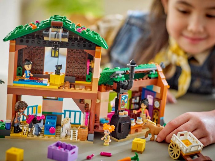 Конструктор LEGO Friends Ранчо і стайня поні