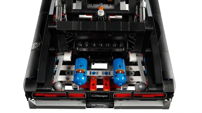 Конструктор LEGO Technic Форсаж Автомобіль Dodge Charger R/T