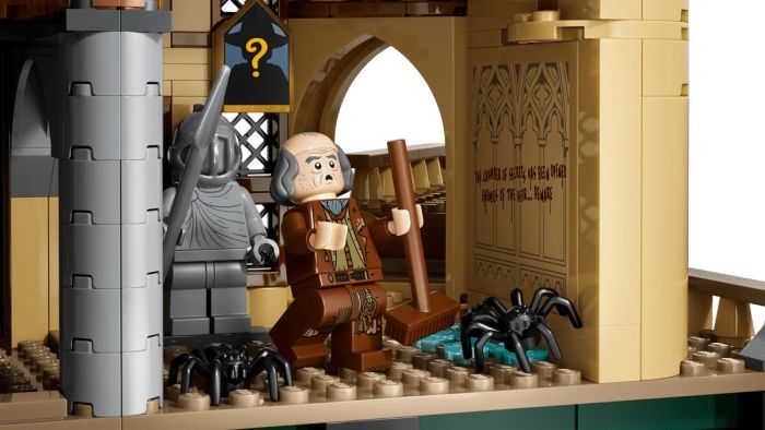Конструктор LEGO Harry Potter Замок Гоґвортс: Східне крило