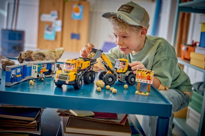 Конструктор LEGO City Самоскид і фронтальний ковшовий навантажувач