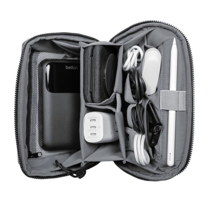 Кейс-органайзер Belkin Travel Organiser