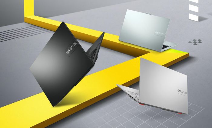 Ноутбук ASUS Vivobook GO 15 E1504FA-BQ2838 15.6" FHD IPS, AMD R3 30, 16GB, F512GB, UMA, NoOS, Сріблястий