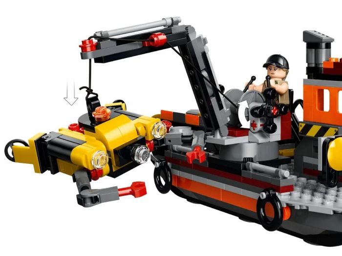 Конструктор LEGO Jurassic World Напад мозазавра на човен